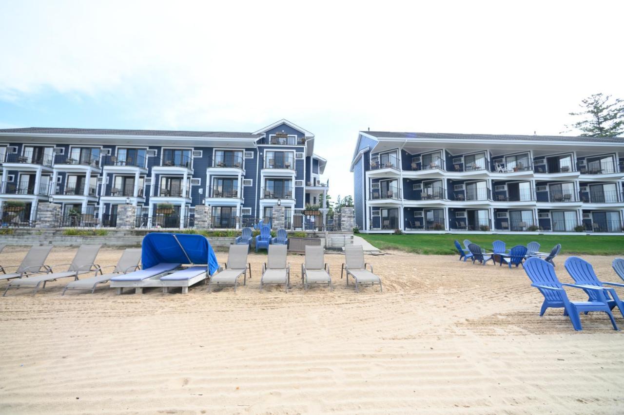 Pointes North Beachfront Resort Hotel Traverse City Eksteriør billede